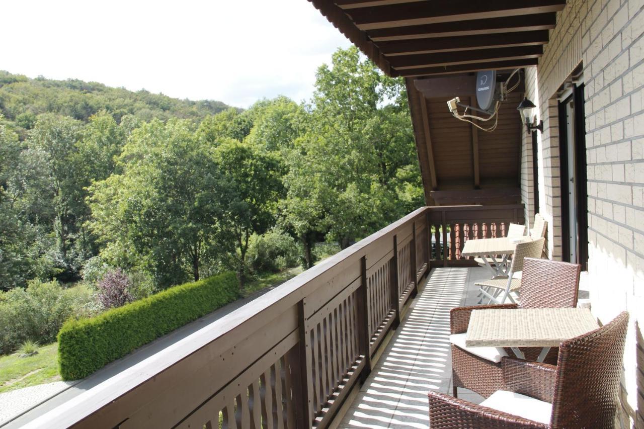 Ferienwohnug Zur Alten Eiche Bad Endbach Exterior photo